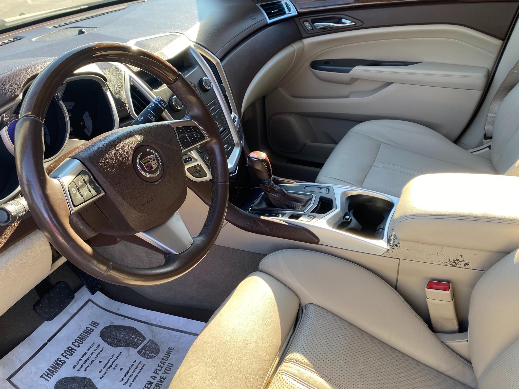 Cadillac SRX FWD 4dr Performance Collection 2012