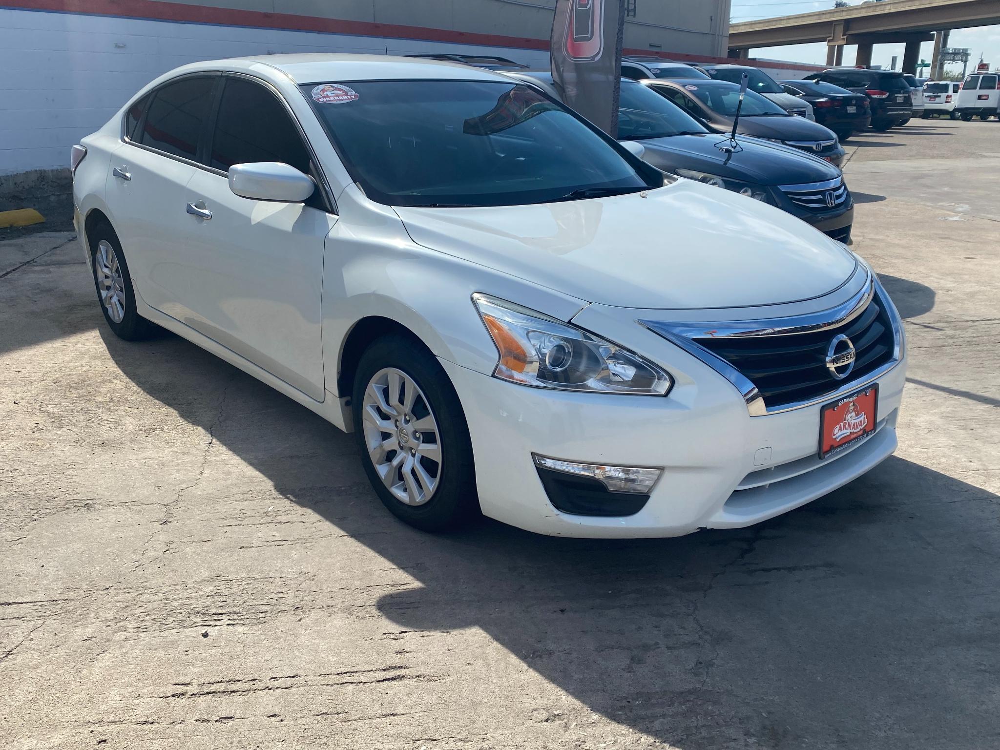 Nissan Altima 4dr Sdn I4 2.5 2015