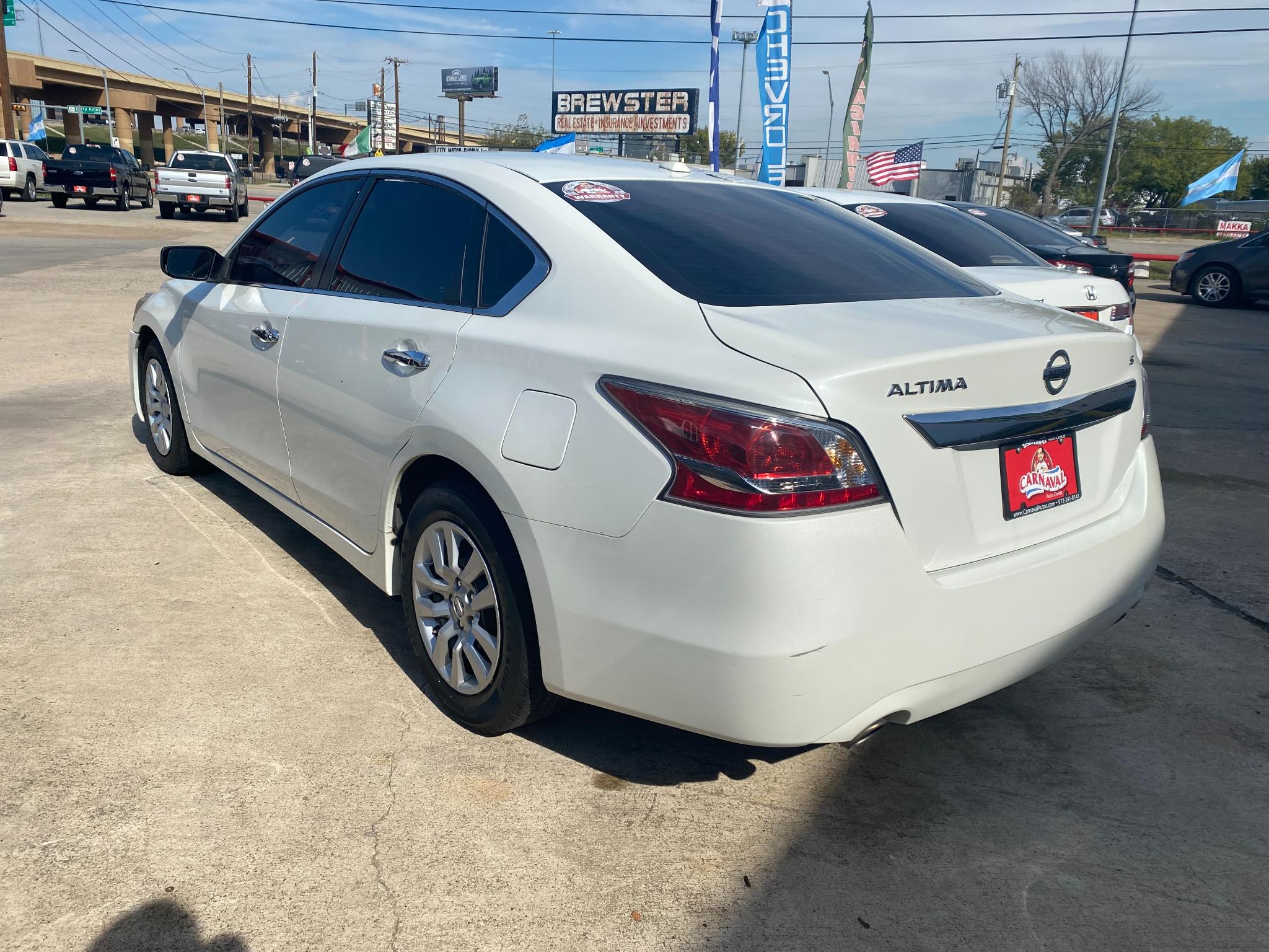Nissan Altima 4dr Sdn I4 2.5 2015