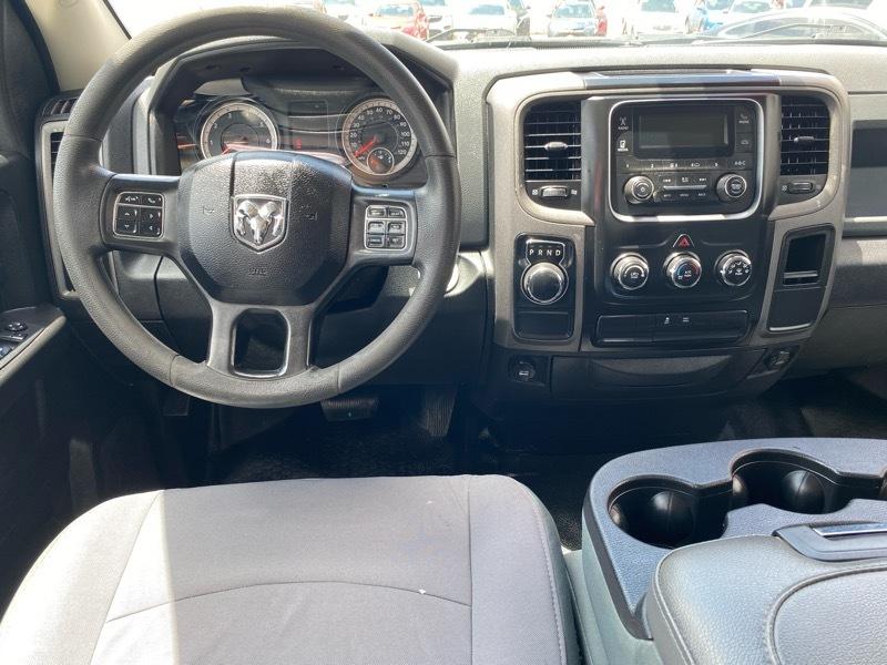 RAM 1500 2WD Crew Cab 140.5" Tradesman 2018