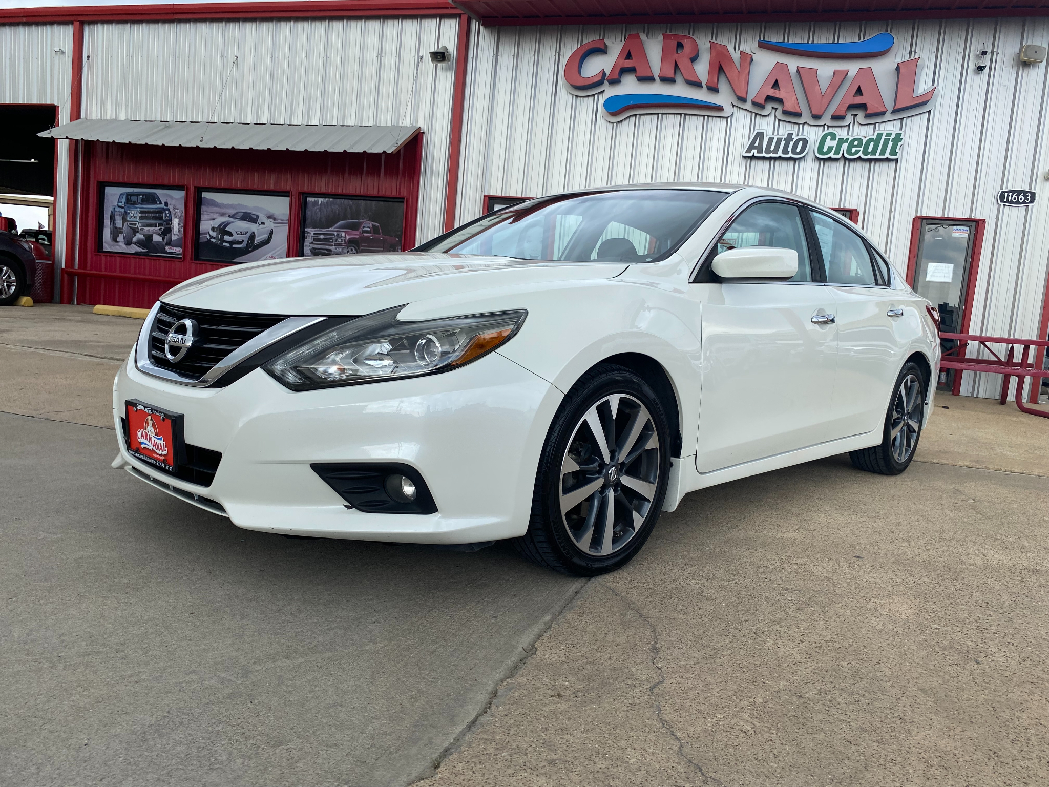 Nissan Altima 3.5 SR Sedan 2017 Nissan Altima 3.5 SR Sedan 2017