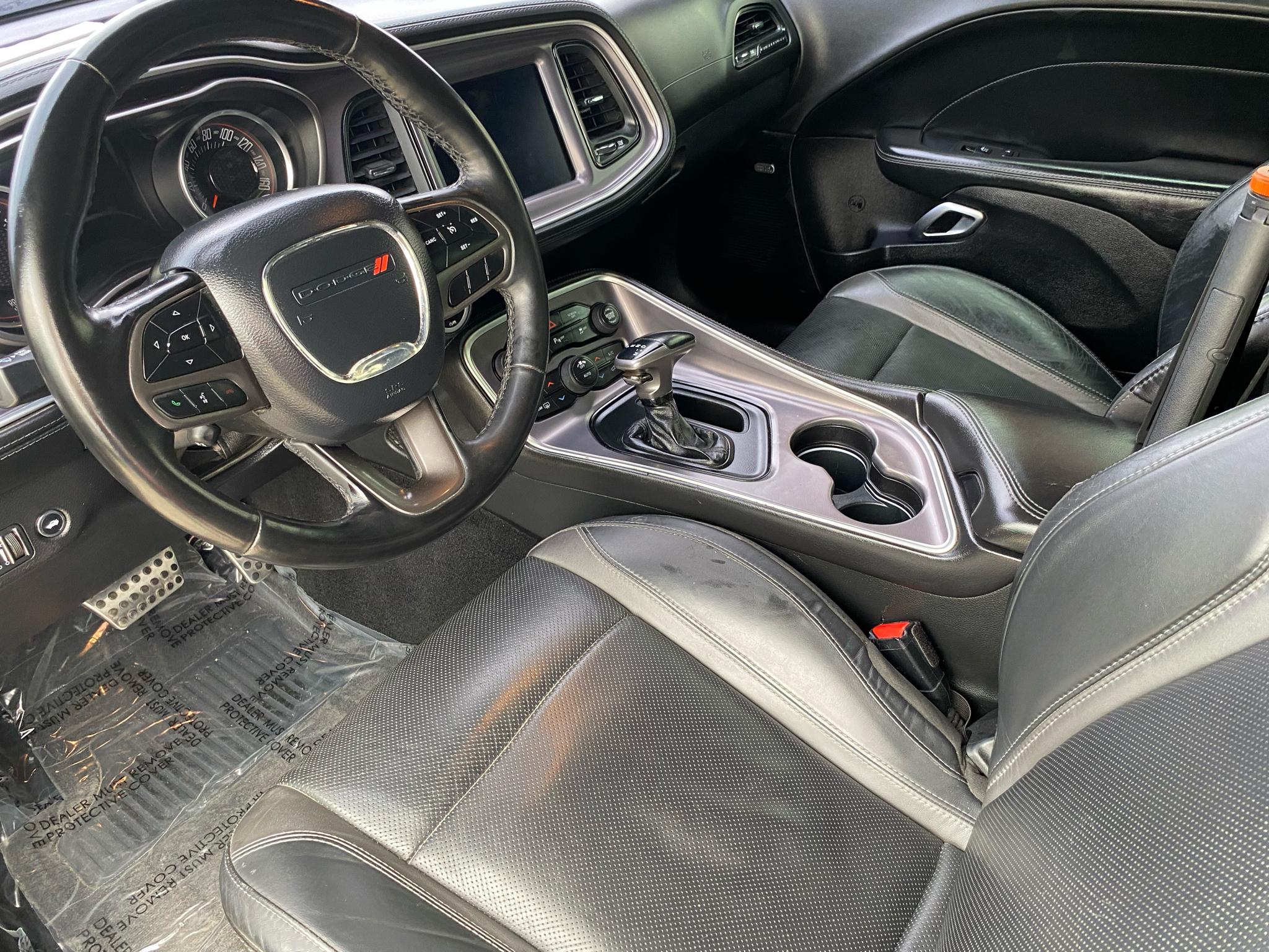 Dodge Challenger SXT RWD 2020