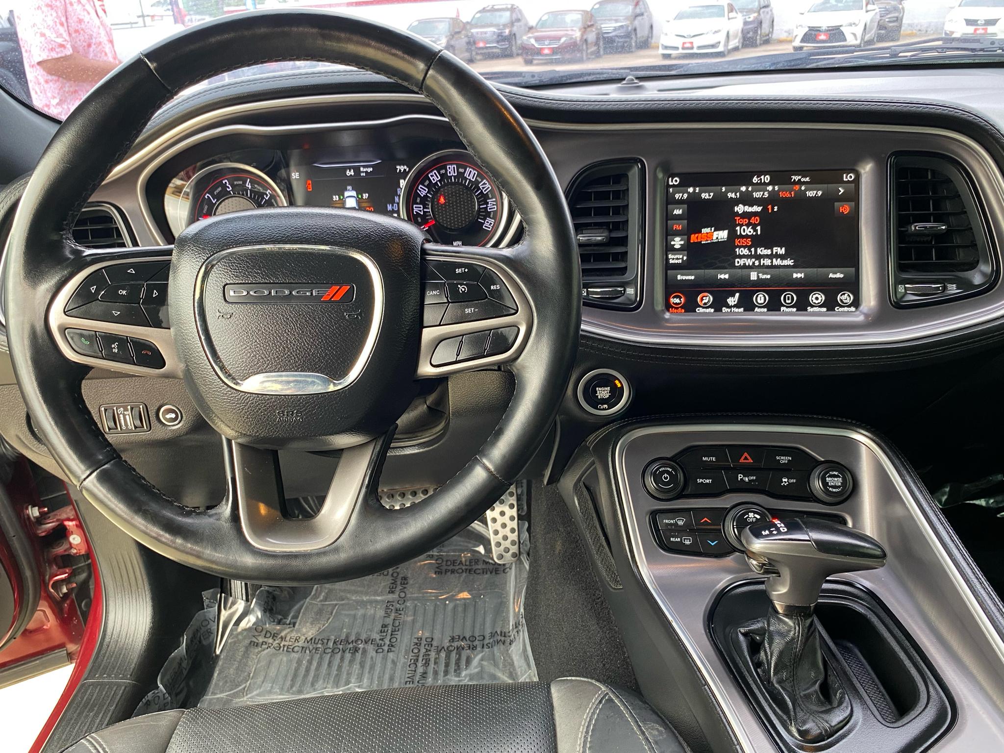 Dodge Challenger SXT RWD 2020