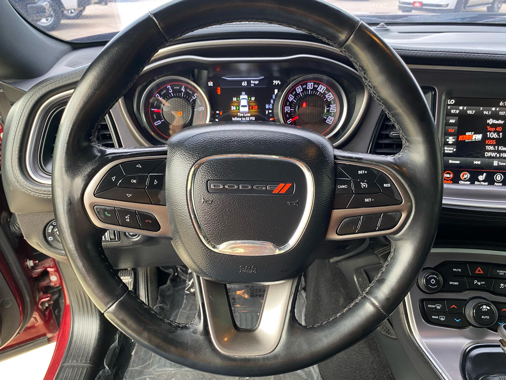 Dodge Challenger SXT RWD 2020