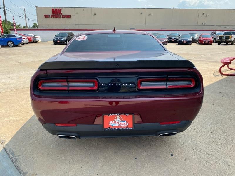 Dodge Challenger SXT RWD 2020