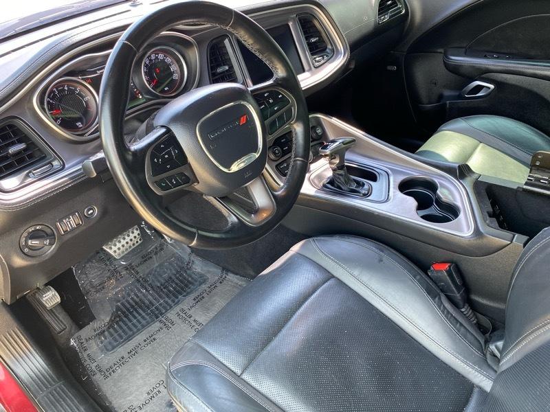 Dodge Challenger SXT RWD 2020