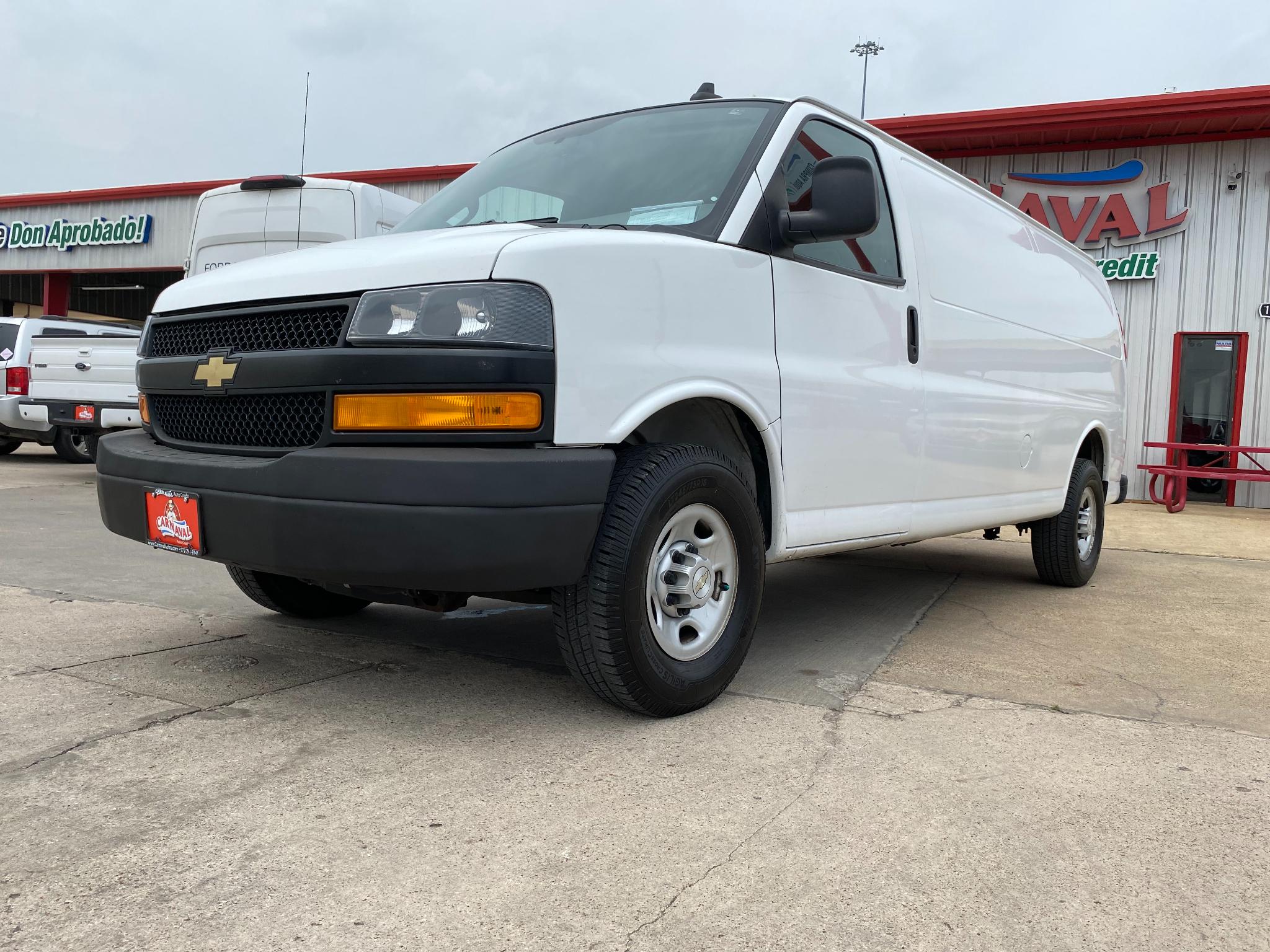 Chevrolet Express Cargo Van RWD 2500 135" 2021