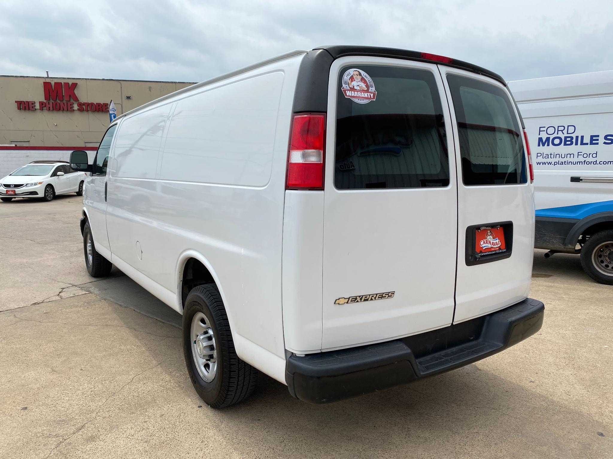 Chevrolet Express Cargo Van RWD 2500 135" 2021