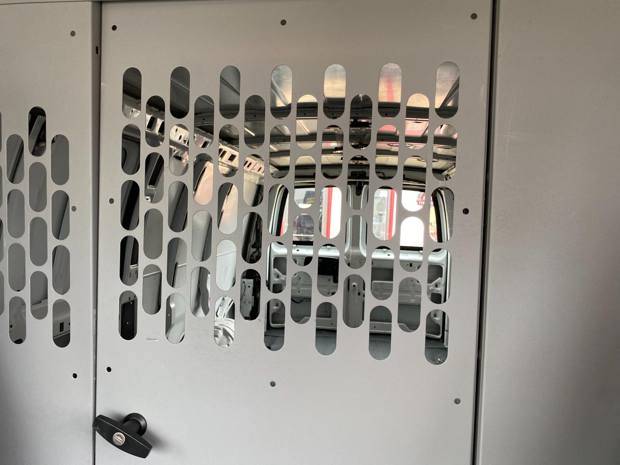 Chevrolet Express Cargo Van RWD 2500 135" 2021