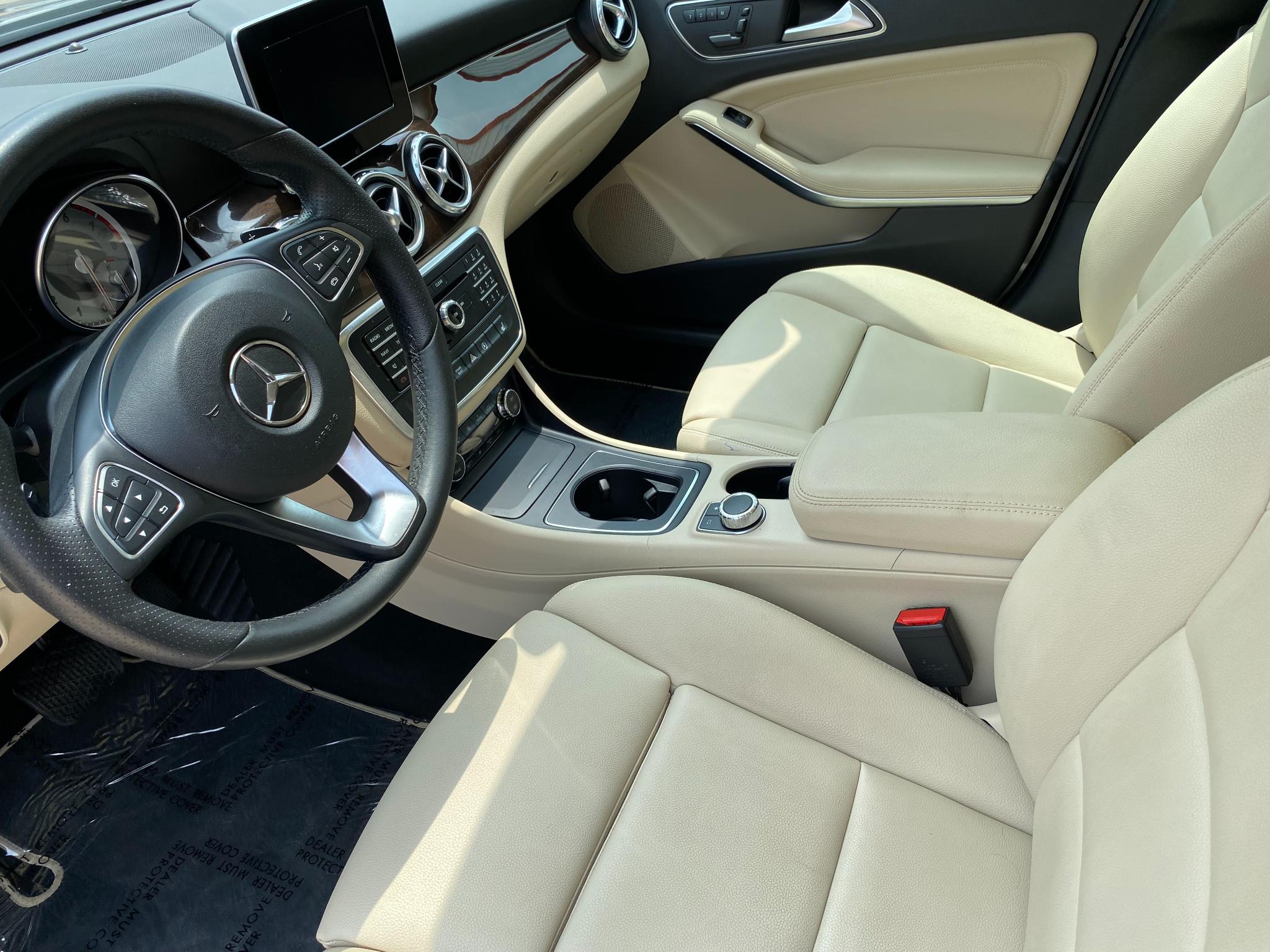 Mercedes-Benz GLA GLA 250 SUV 2017