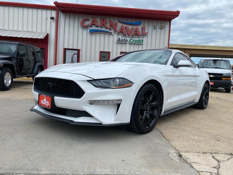 Ford Mustang EcoBoost Fastback 2018