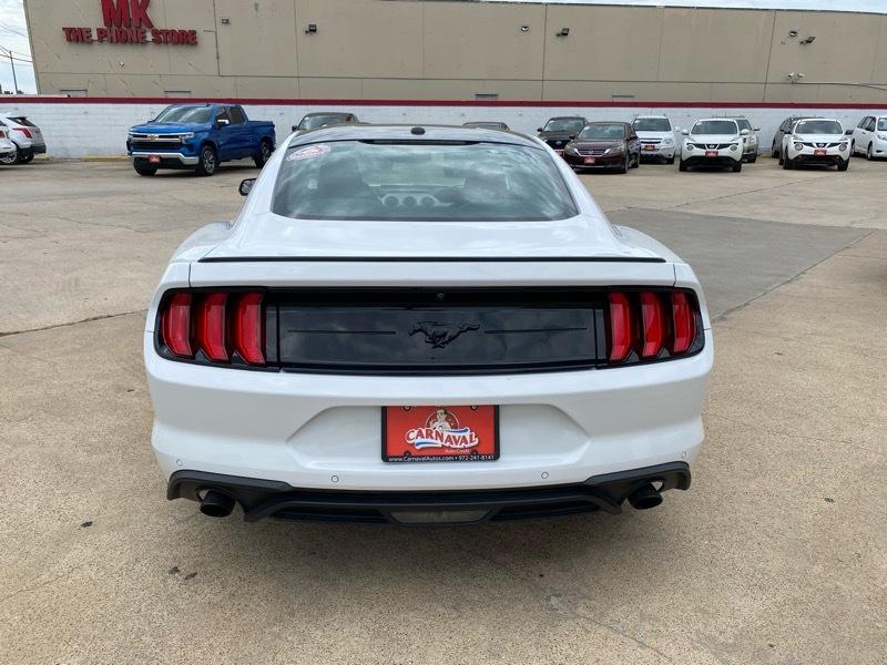 Ford Mustang EcoBoost Fastback 2018