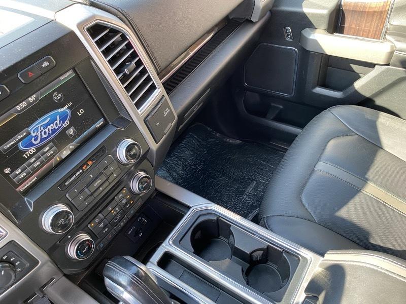 Ford F-150 4WD SuperCrew 145" King Ranch 2015