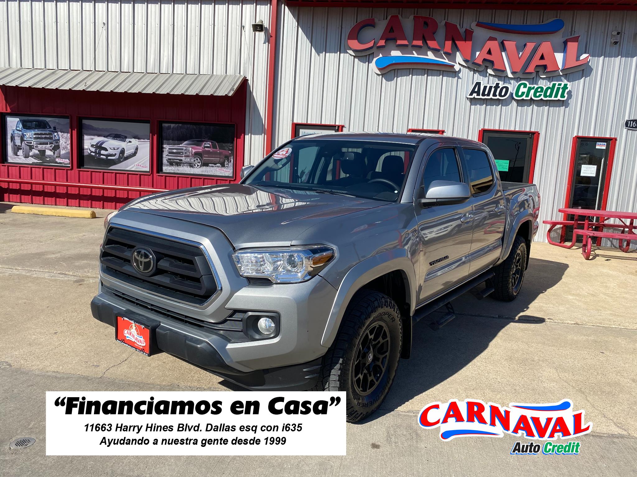 2021 Toyota Tacoma SR5's photo