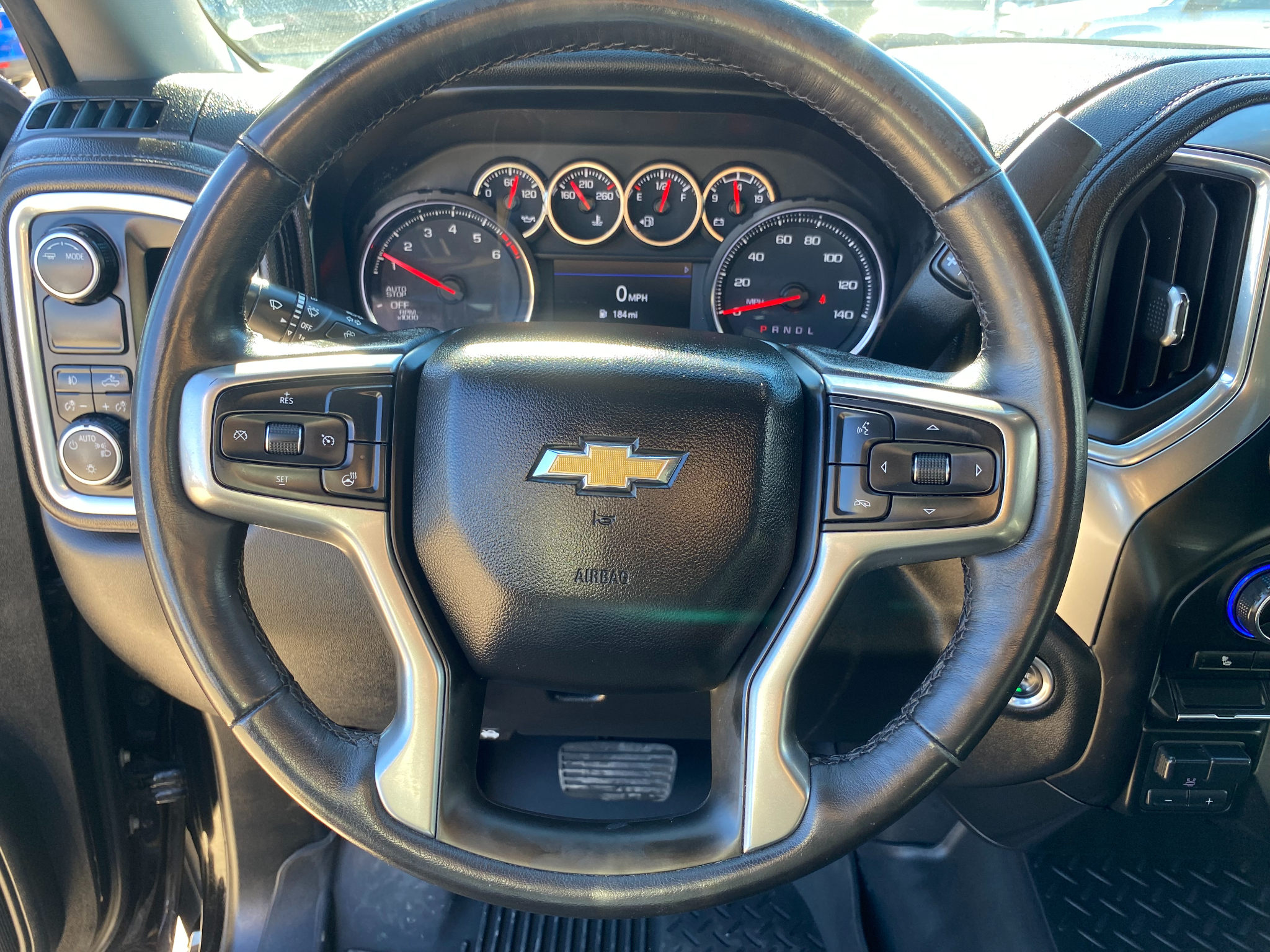 Chevrolet Silverado 1500 2WD Crew Cab 147" LT 2021