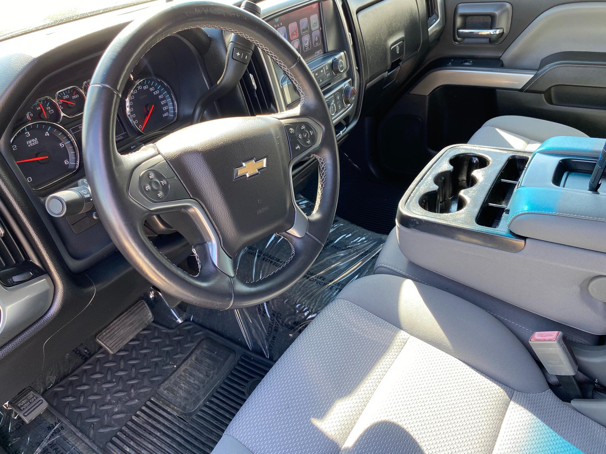 Chevrolet Silverado 1500 2WD Crew Cab 143.5" LT w/1LT 2017