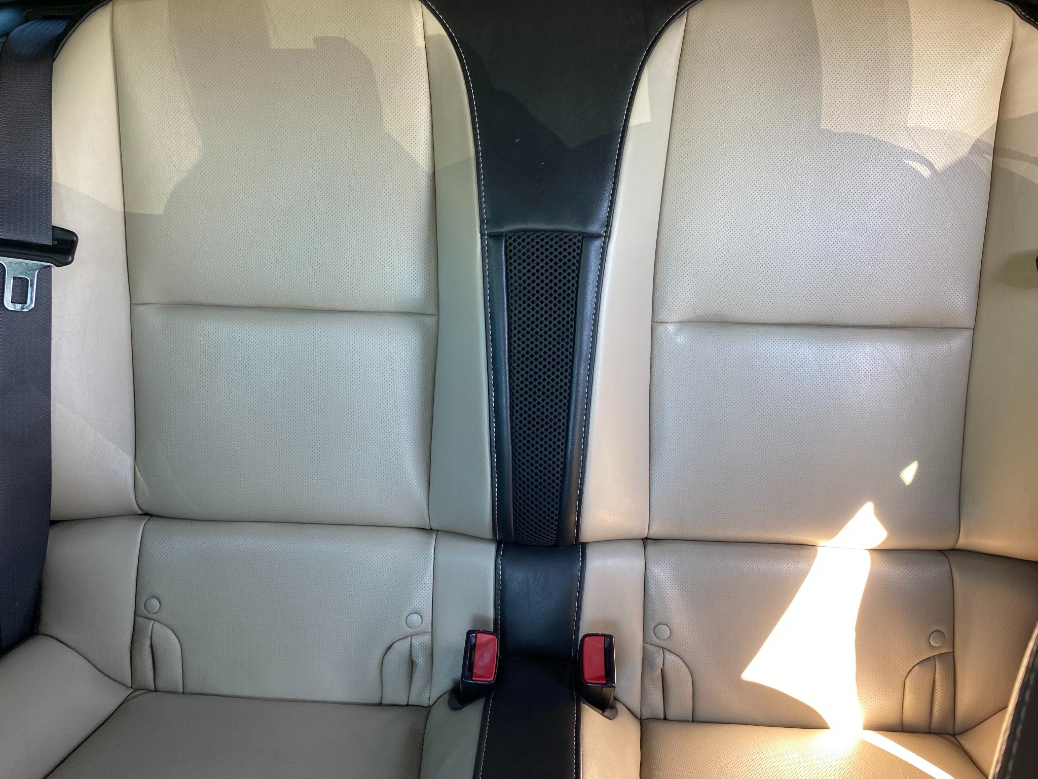 Chevrolet Camaro 2dr Conv 2LT 2012