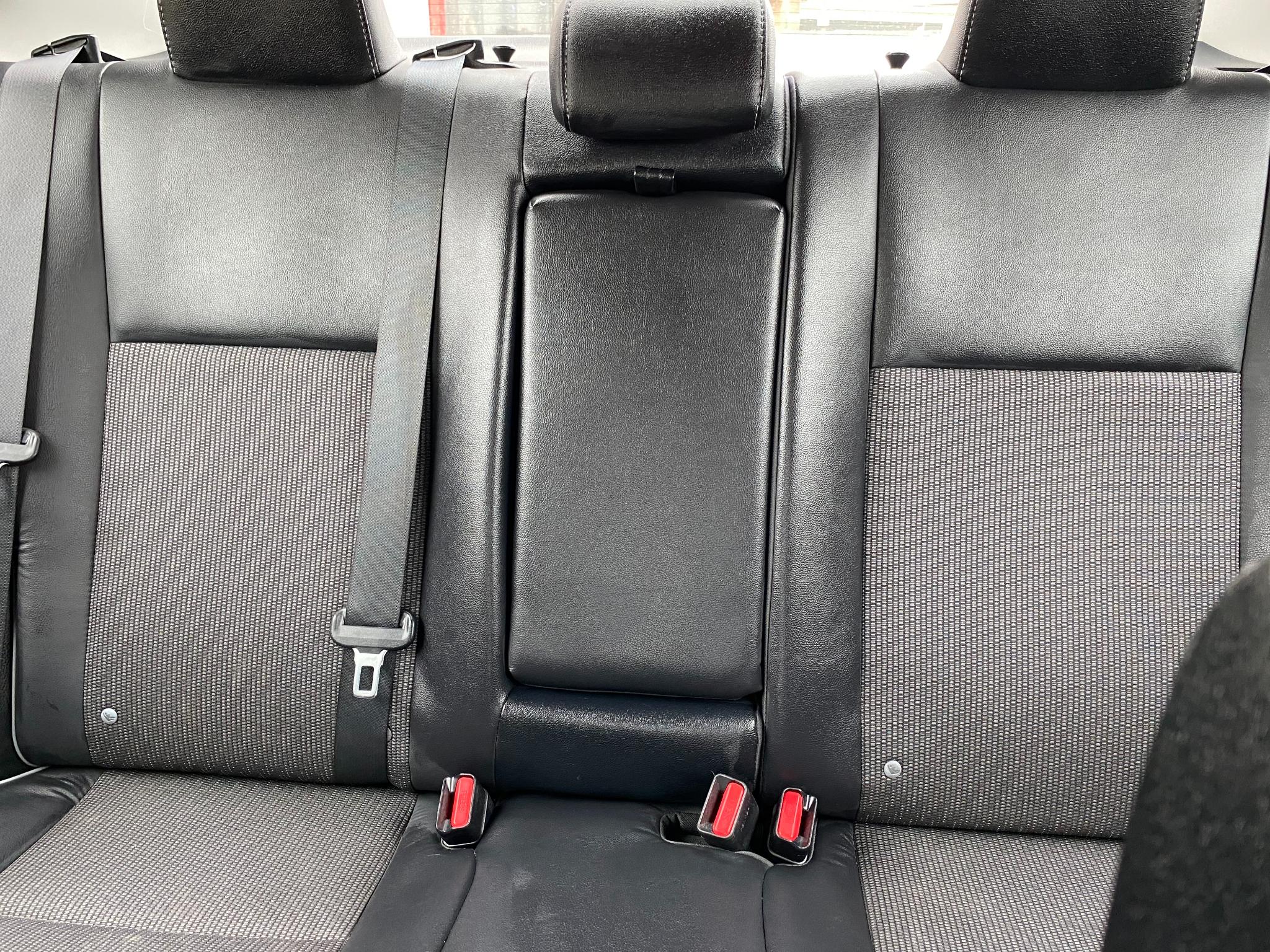 Toyota Corolla 4dr Sdn CVT S w/Special Edition Pkg (Natl) 2016