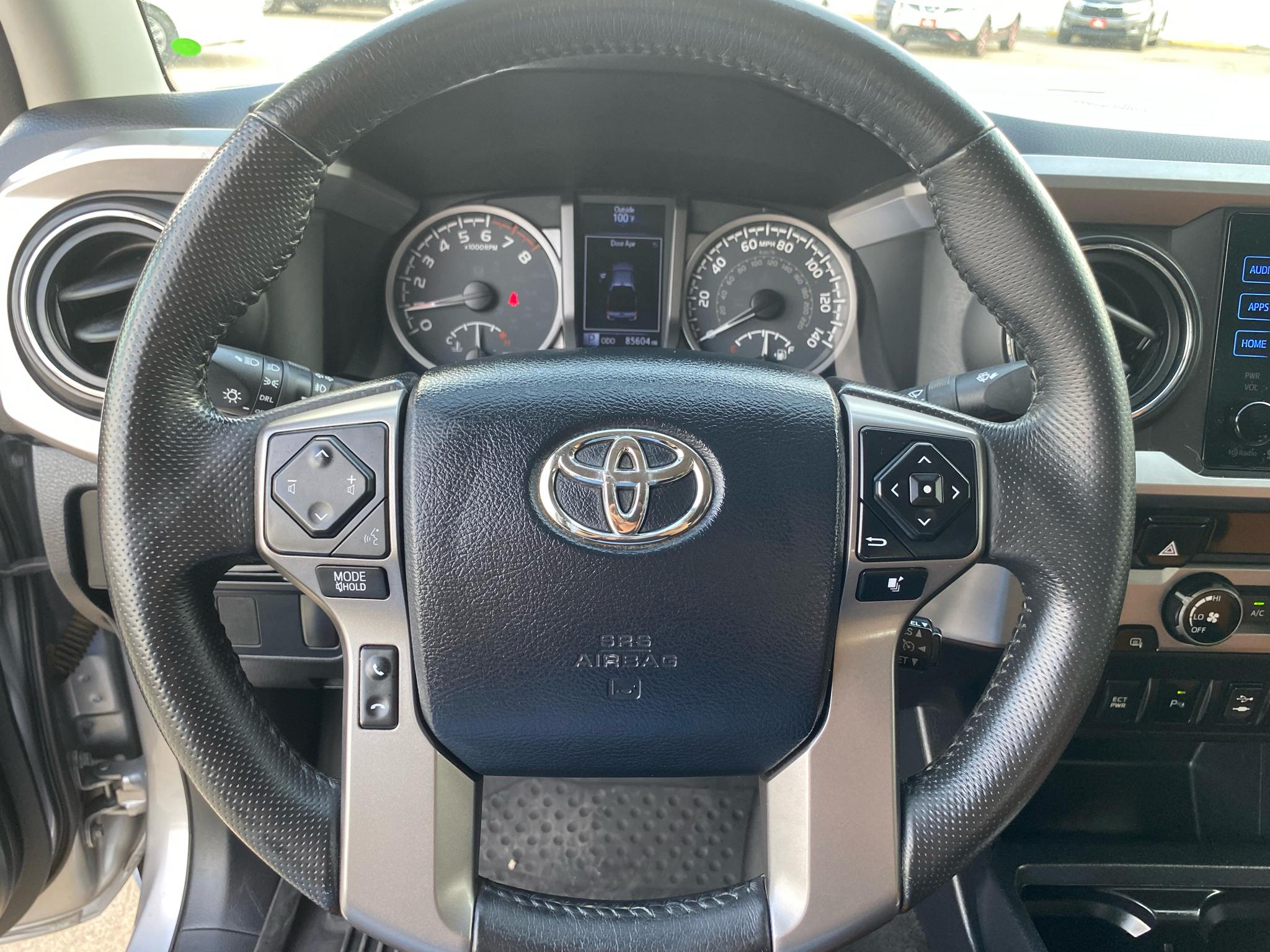 Toyota Tacoma TRD Off Road Double Cab 5' Bed V6 4x2 AT (Natl) 2017