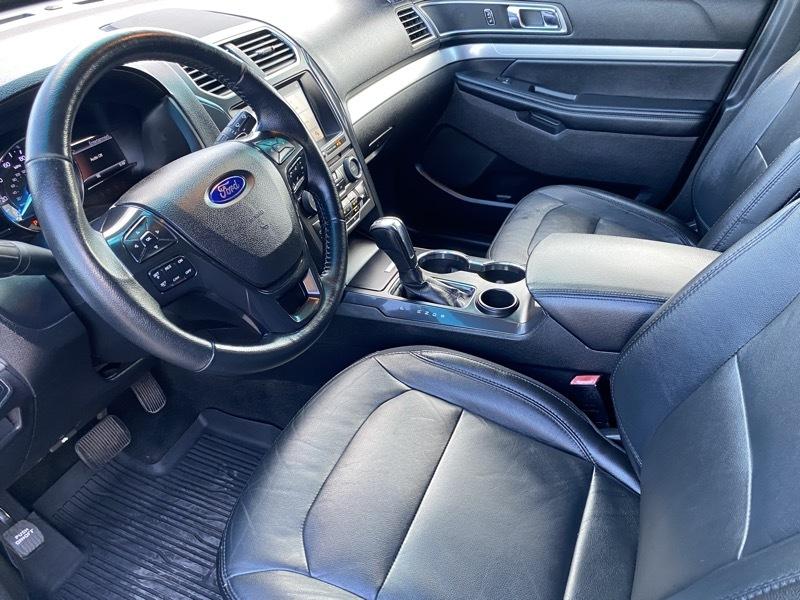 Ford Explorer XLT FWD 2017