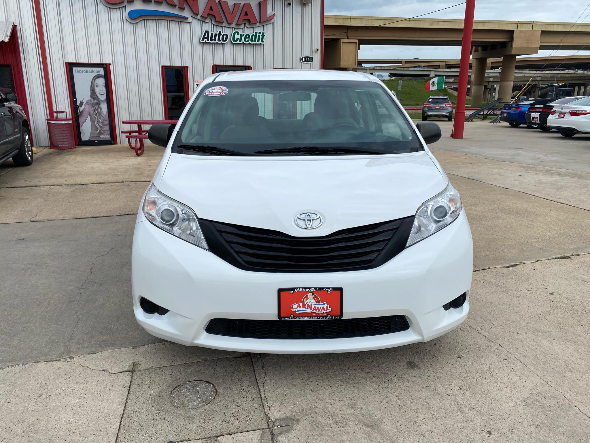Toyota Sienna L FWD 7-Passenger (Natl) 2017