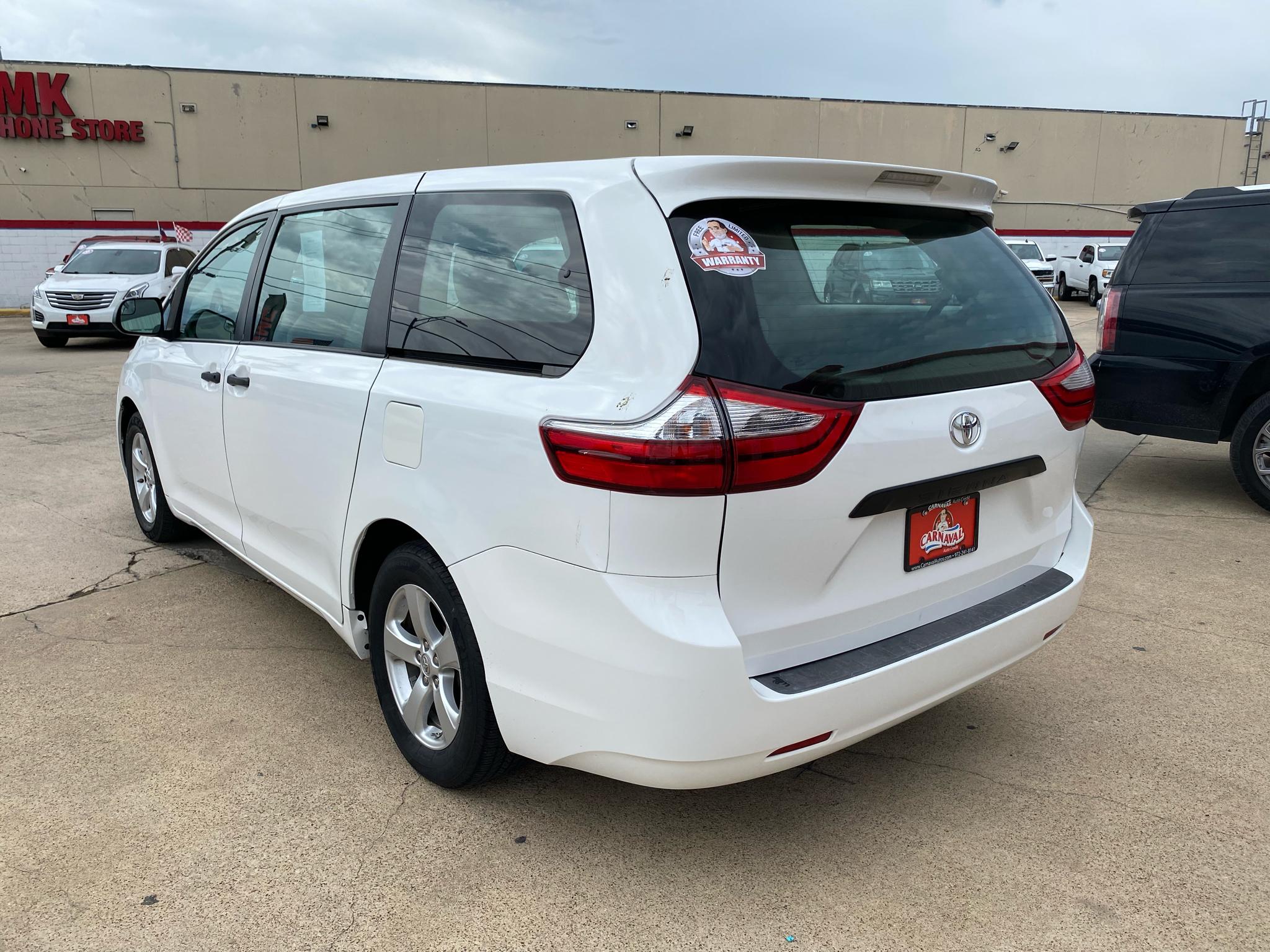 Toyota Sienna L FWD 7-Passenger (Natl) 2017