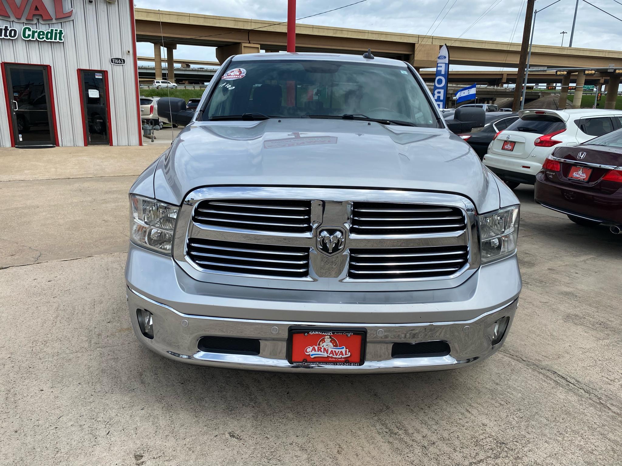 RAM 1500 2WD Crew Cab 140.5" Lone Star 2016