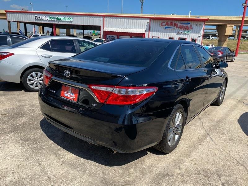 Toyota Camry XLE Auto (Natl) 2017