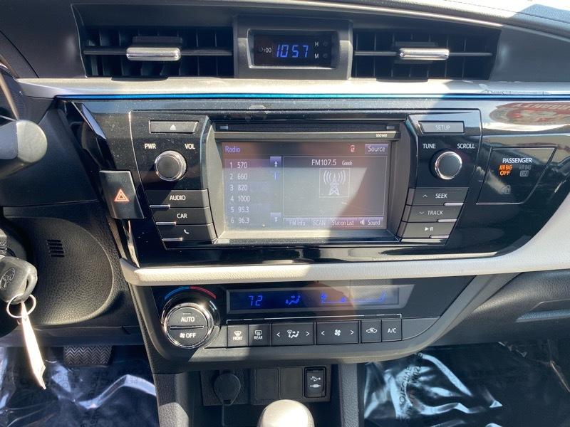 Toyota Corolla 4dr Sdn CVT LE Premium (Natl) 2015