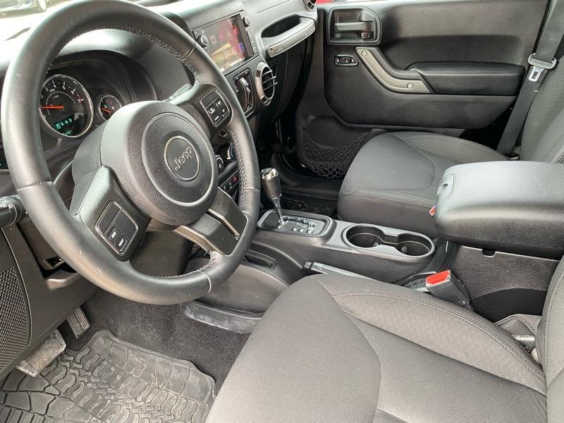 Jeep Wrangler Unlimited 4WD 4dr Sport 2016
