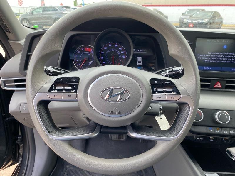 Hyundai Elantra SE IVT 2021