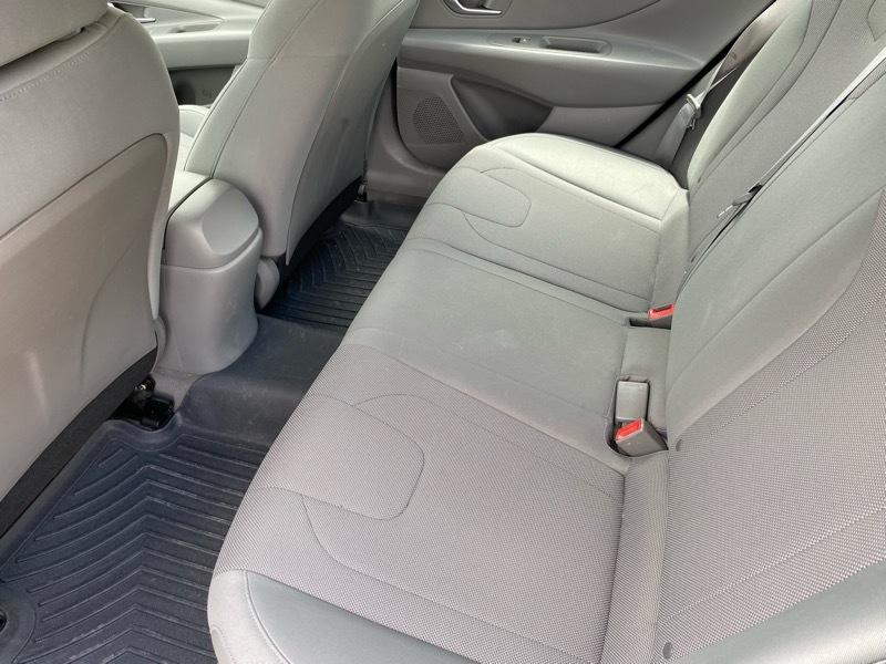 Hyundai Elantra SE IVT 2021