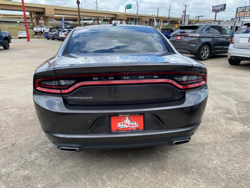 Dodge Charger SXT RWD 2020