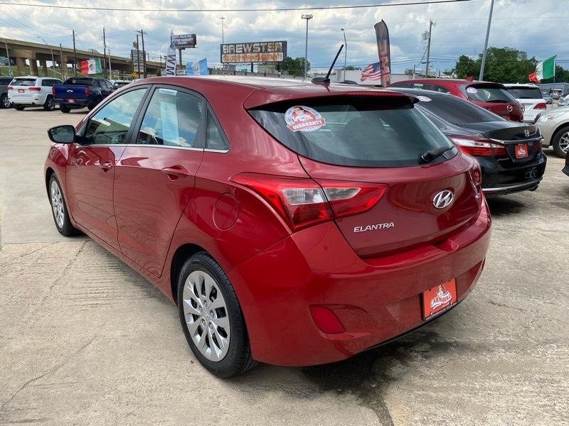 Hyundai Elantra GT Auto 2017