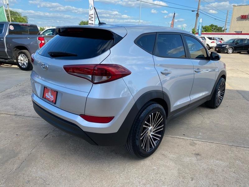 Hyundai Tucson SE FWD 2017