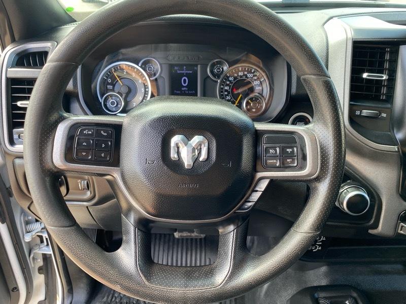 RAM 2500 Tradesman 4x4 Crew Cab 6'4" Box 2021