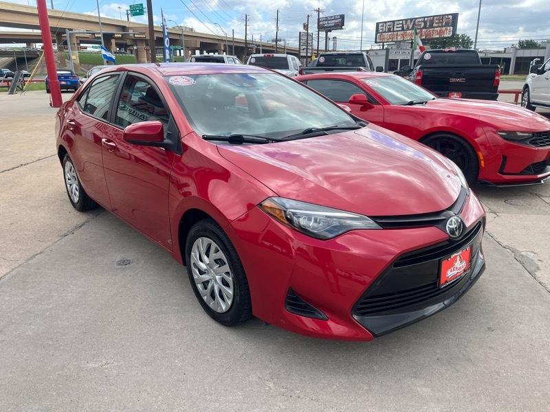 Toyota Corolla XLE CVT (Natl) 2019