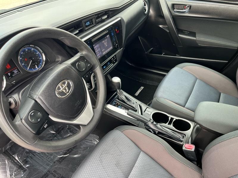 Toyota Corolla XLE CVT (Natl) 2019