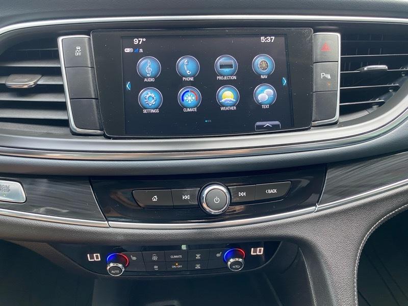 Buick Enclave FWD 4dr Essence 2018
