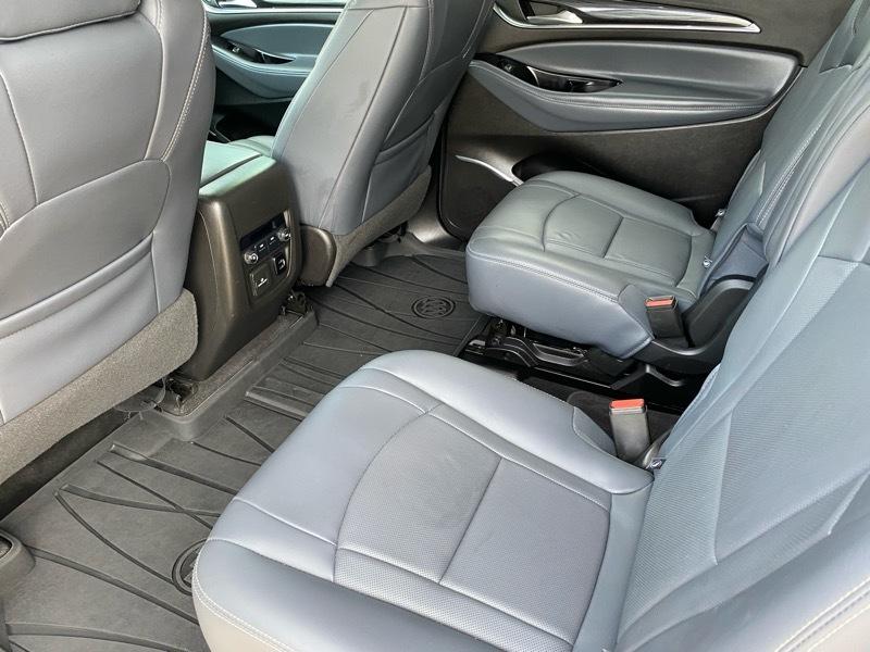 Buick Enclave FWD 4dr Essence 2018