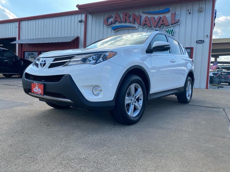Toyota RAV4 AWD 4dr XLE (Natl) 2013