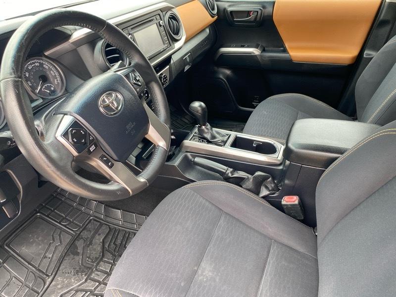 Toyota Tacoma SR5 2017