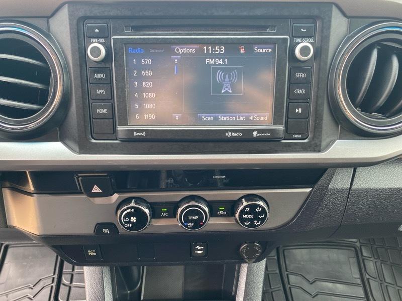 Toyota Tacoma SR5 2017