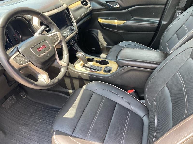 GMC Acadia AWD 4dr Denali 2017