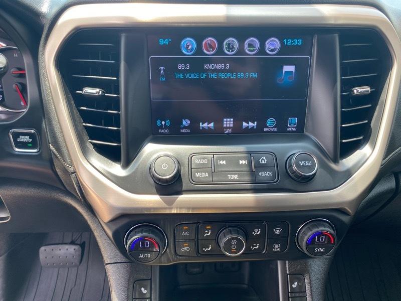 GMC Acadia AWD 4dr Denali 2017