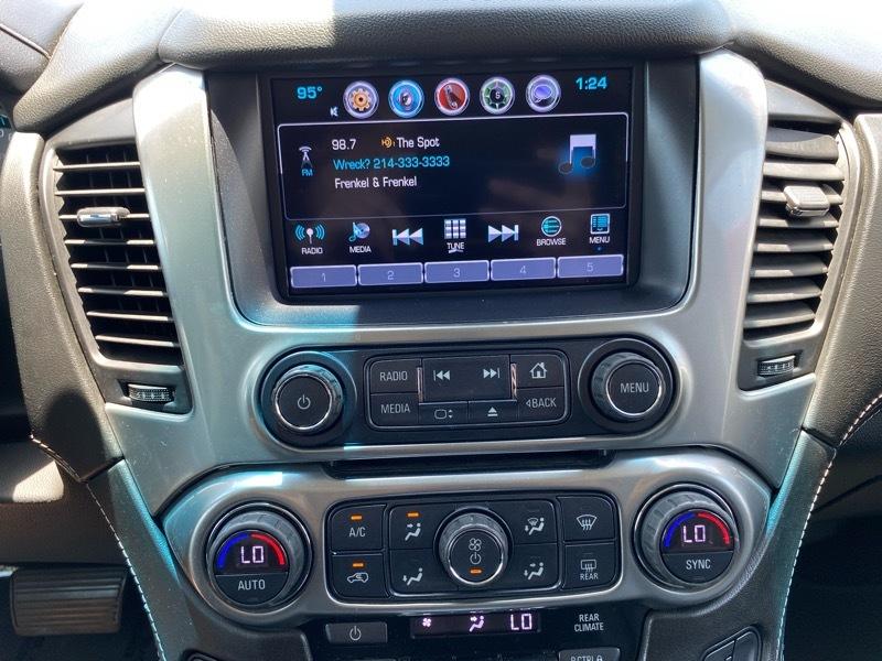 Chevrolet Suburban 4WD 4dr 1500 LT 2018