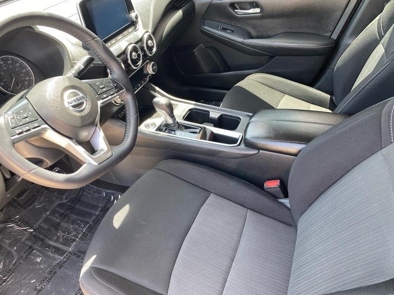 Nissan Sentra SV CVT 2021