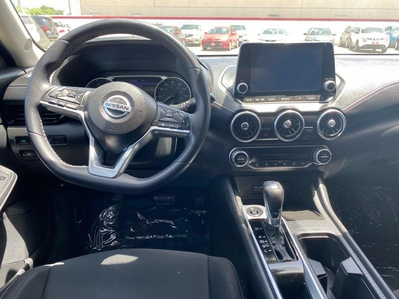 Nissan Sentra SV CVT 2021