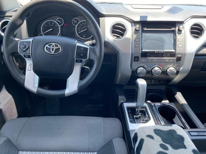 Toyota Tundra 2WD Truck Double Cab 4.6L V8 6-Spd AT SR5 (Natl) 2016