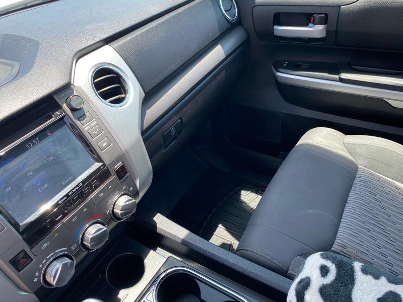 Toyota Tundra 2WD Truck Double Cab 4.6L V8 6-Spd AT SR5 (Natl) 2016